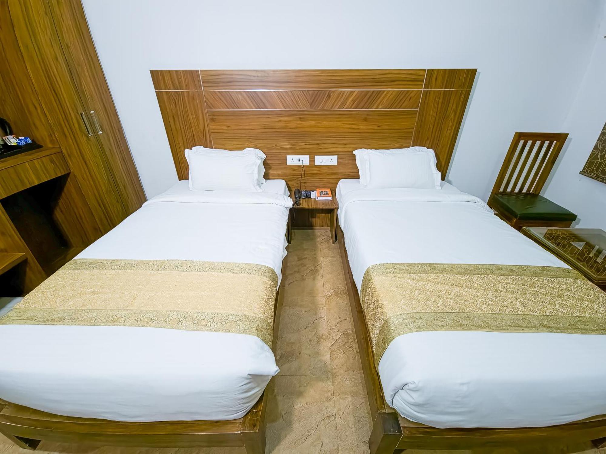 Amritara Ramila Kutir Hotel Ayodhya Exterior photo